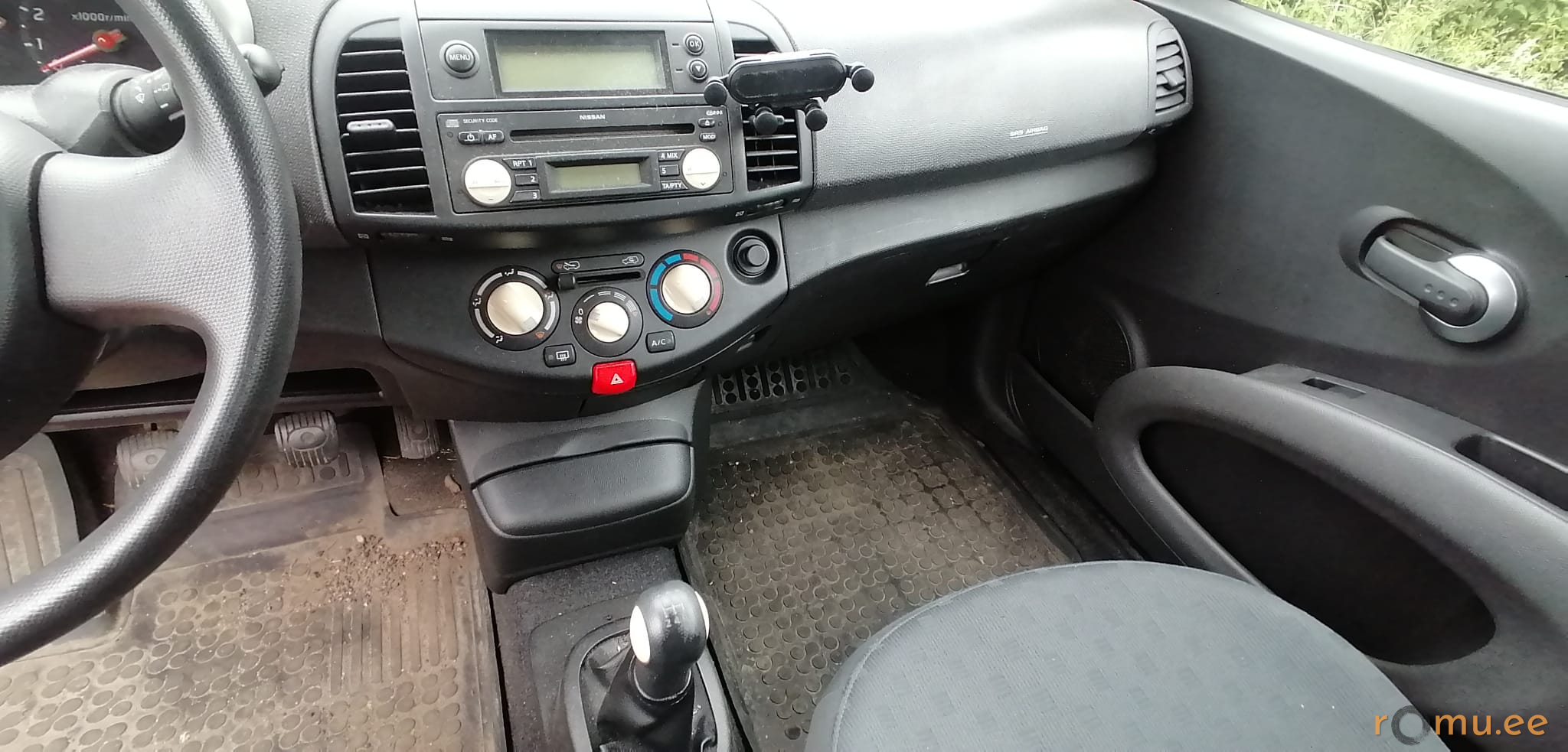 Nissan Micra (2005) - Image 8