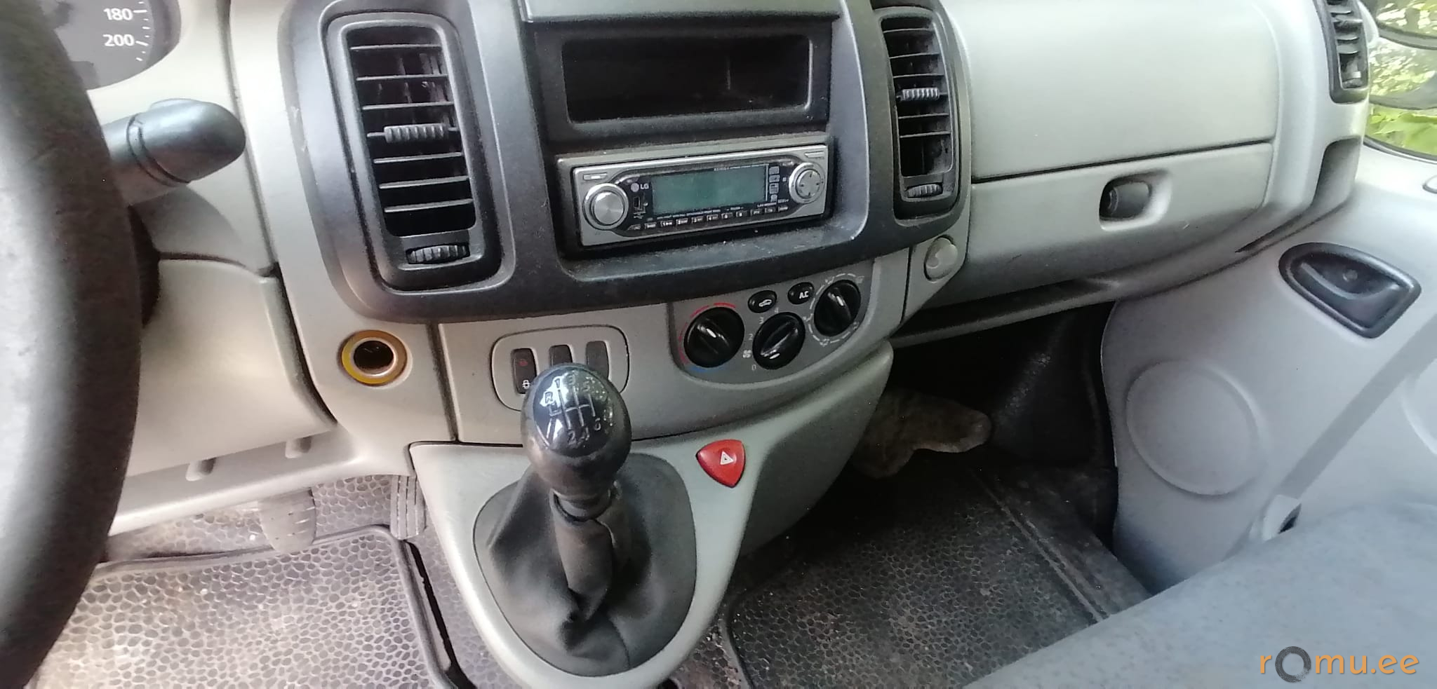 Renault Trafic (2003) - Image 7