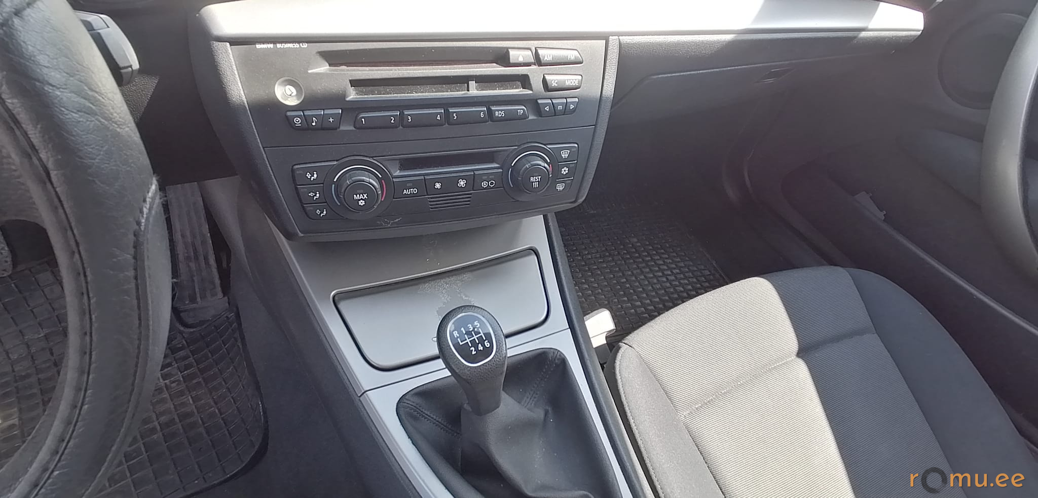 BMW 118d (2006) - Image 8