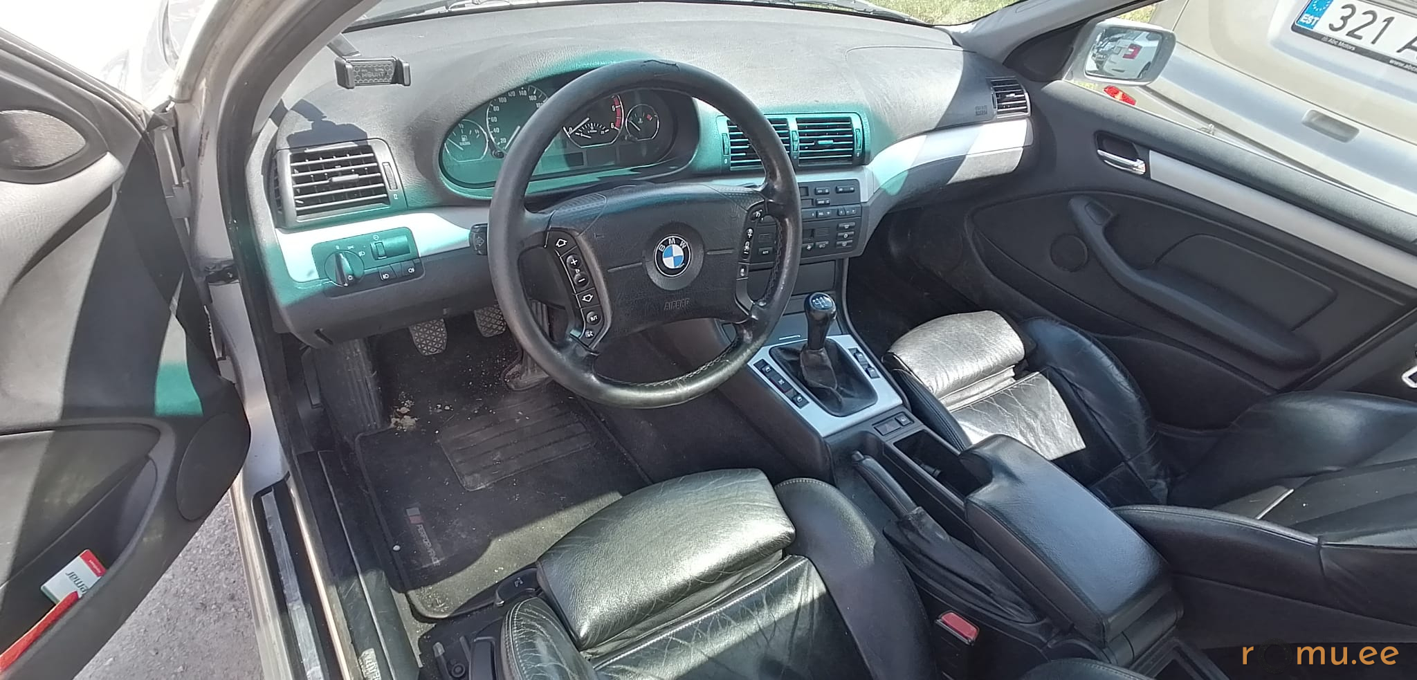 BMW 330d (2001) - Image 7
