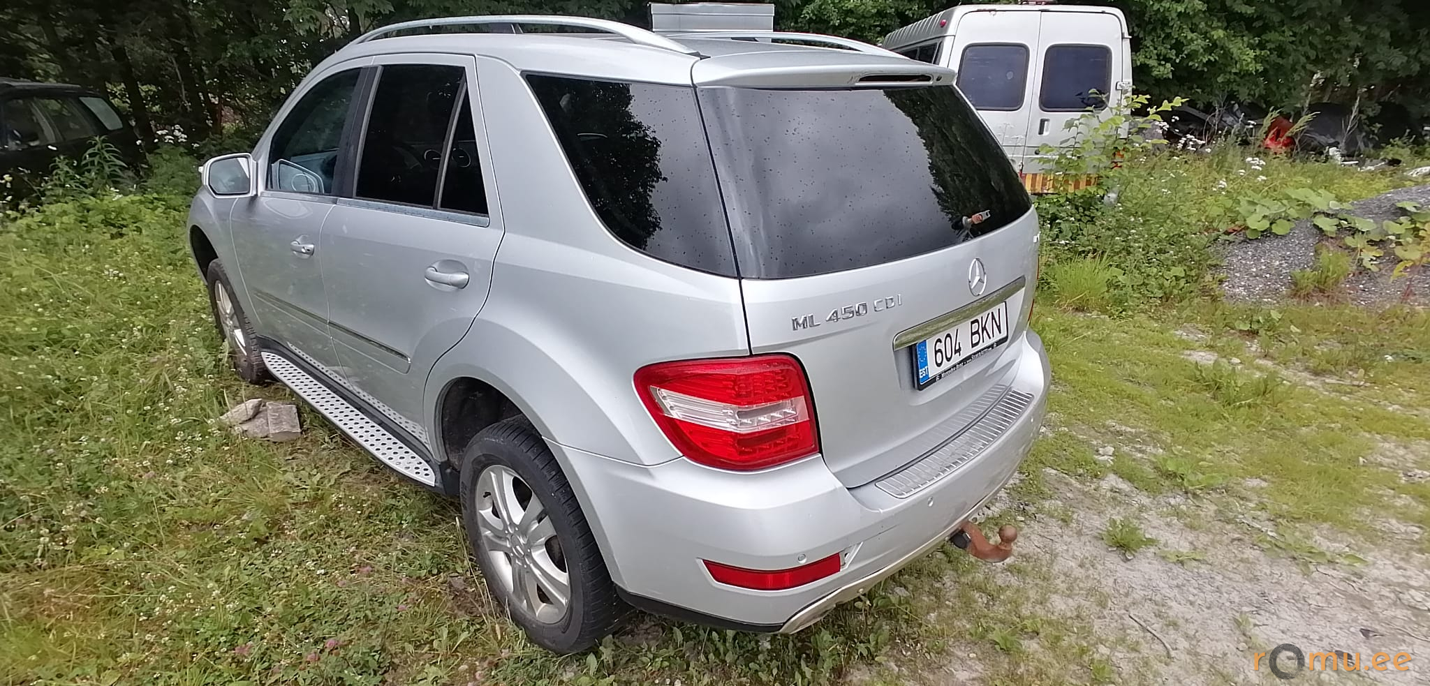 Mercedes-Benz ML450 CDi 4Matic (2010) - Image 3