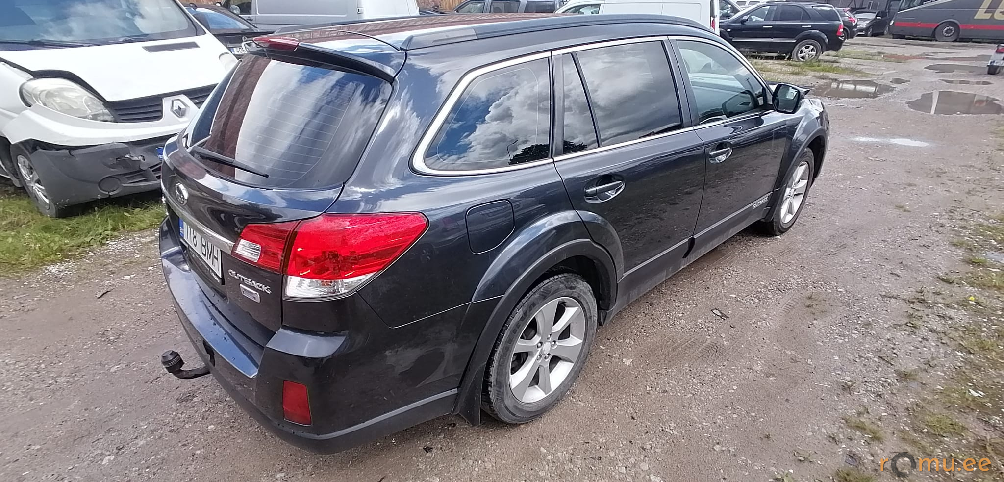 Subaru Legacy (2014) - Image 4