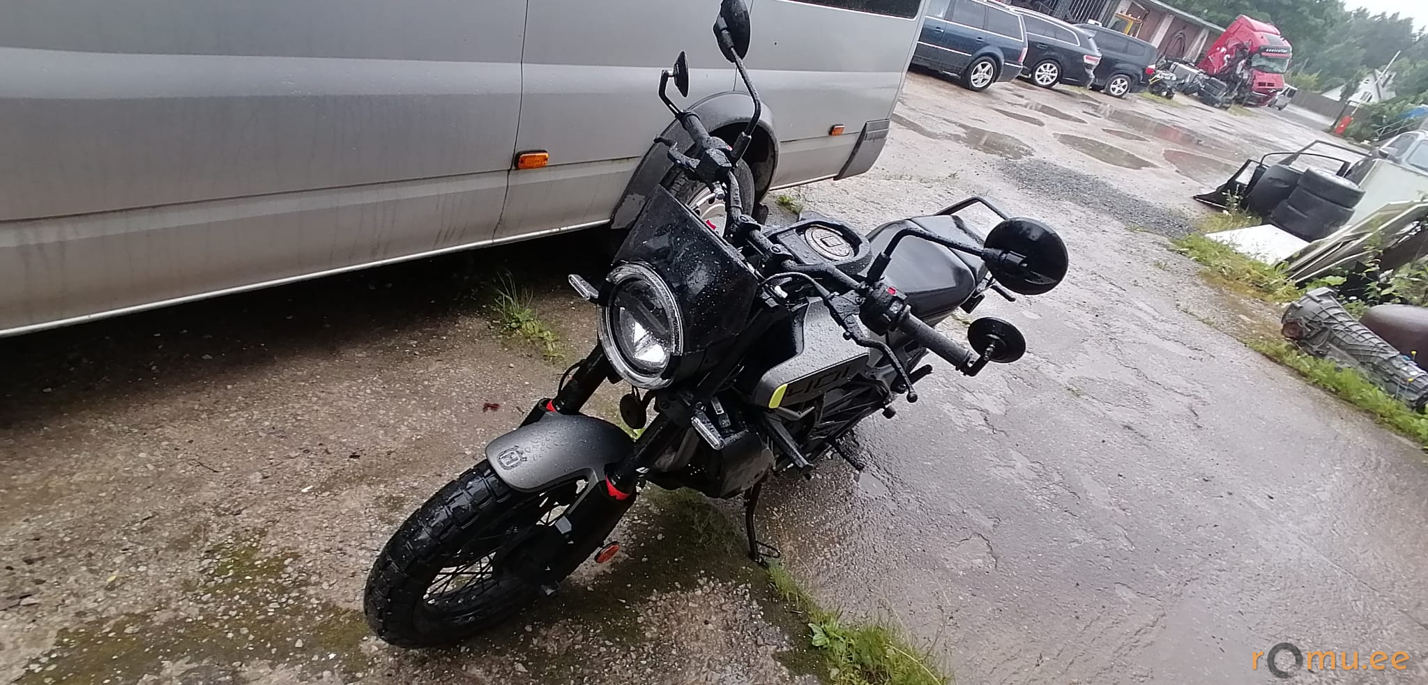 Husqvarna Svartpilen 401 (2024)