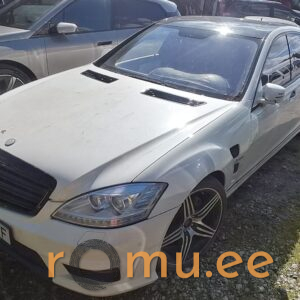 Mercedes-Benz S500 (2005)