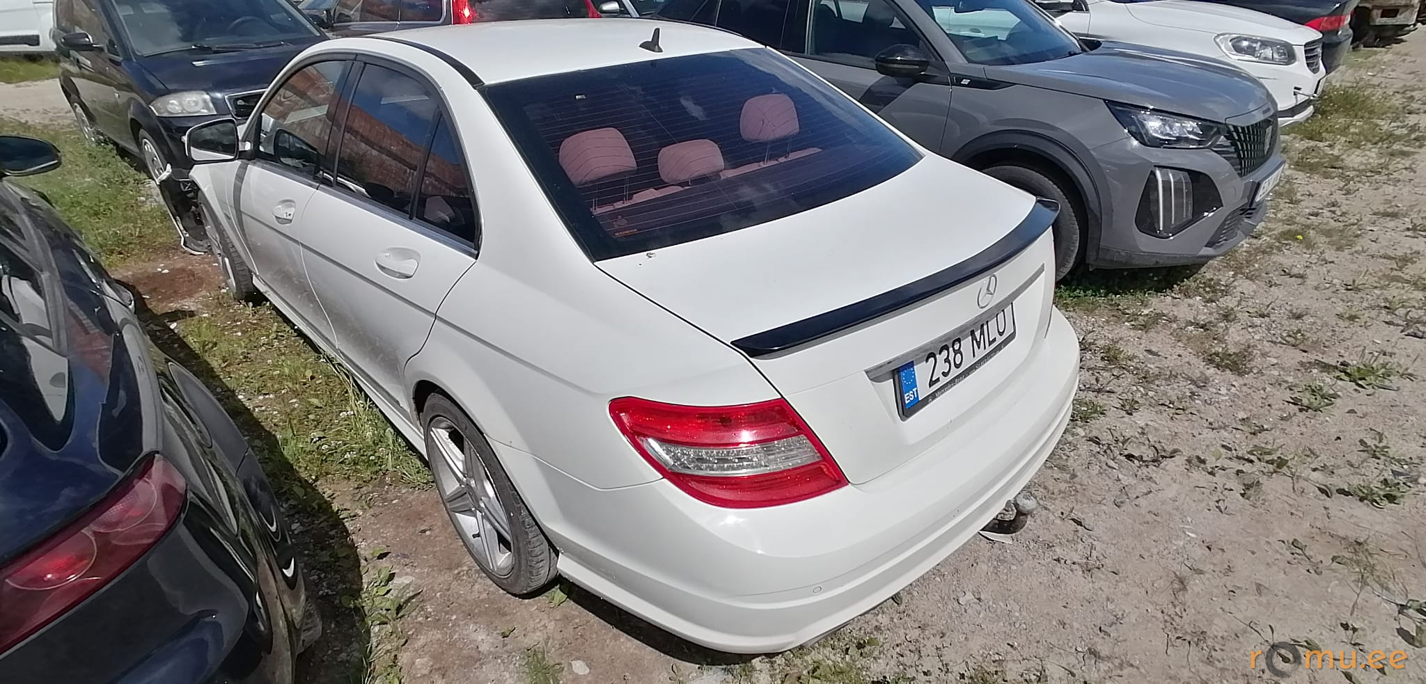 Mercedes-Benz C300 Kompressor (2008) - Image 4