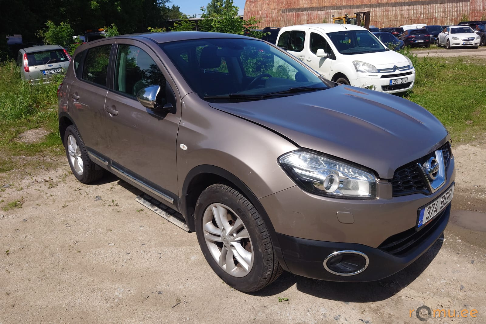 Nissan Qashqai (2011) - Image 2