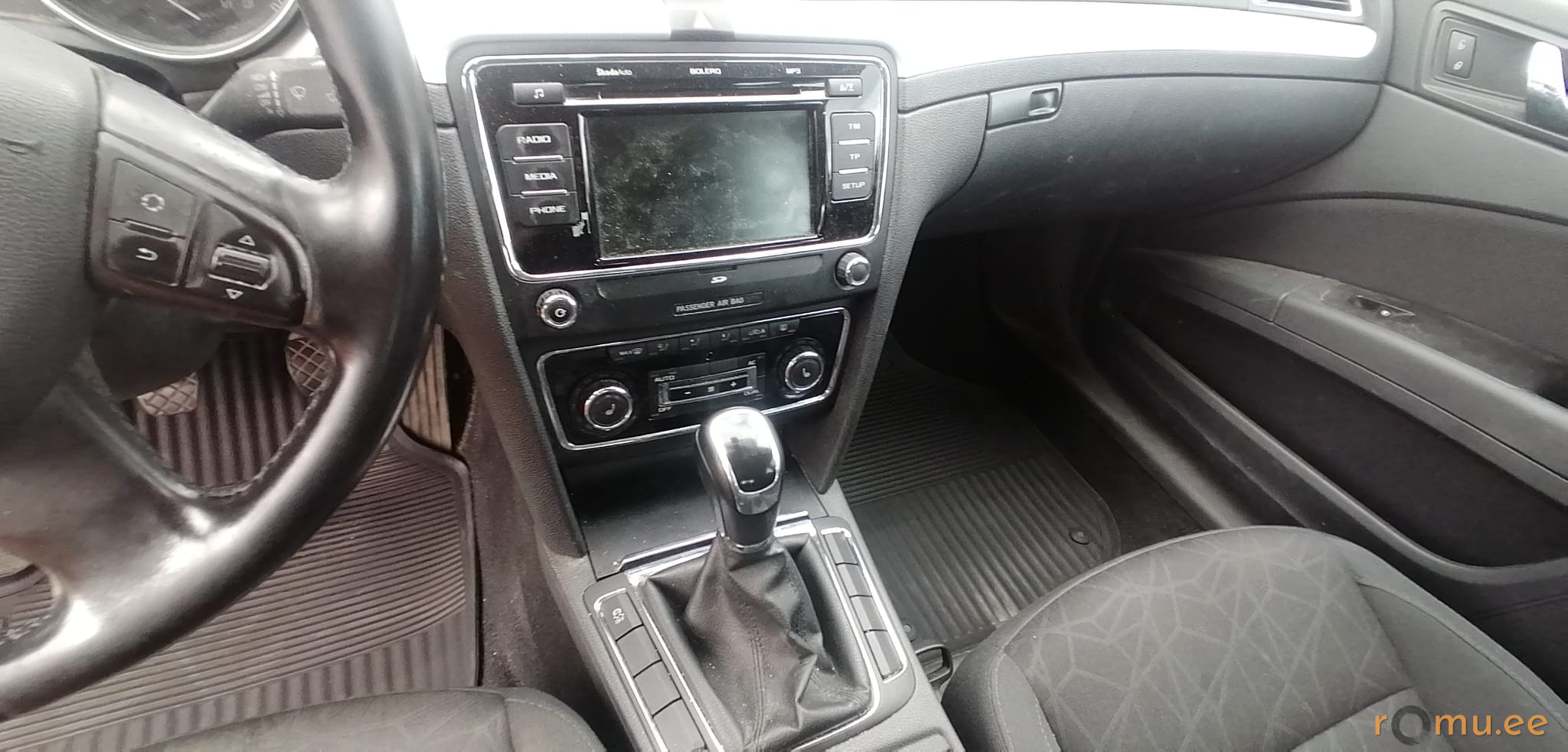 Skoda Superb (2011) - Image 7
