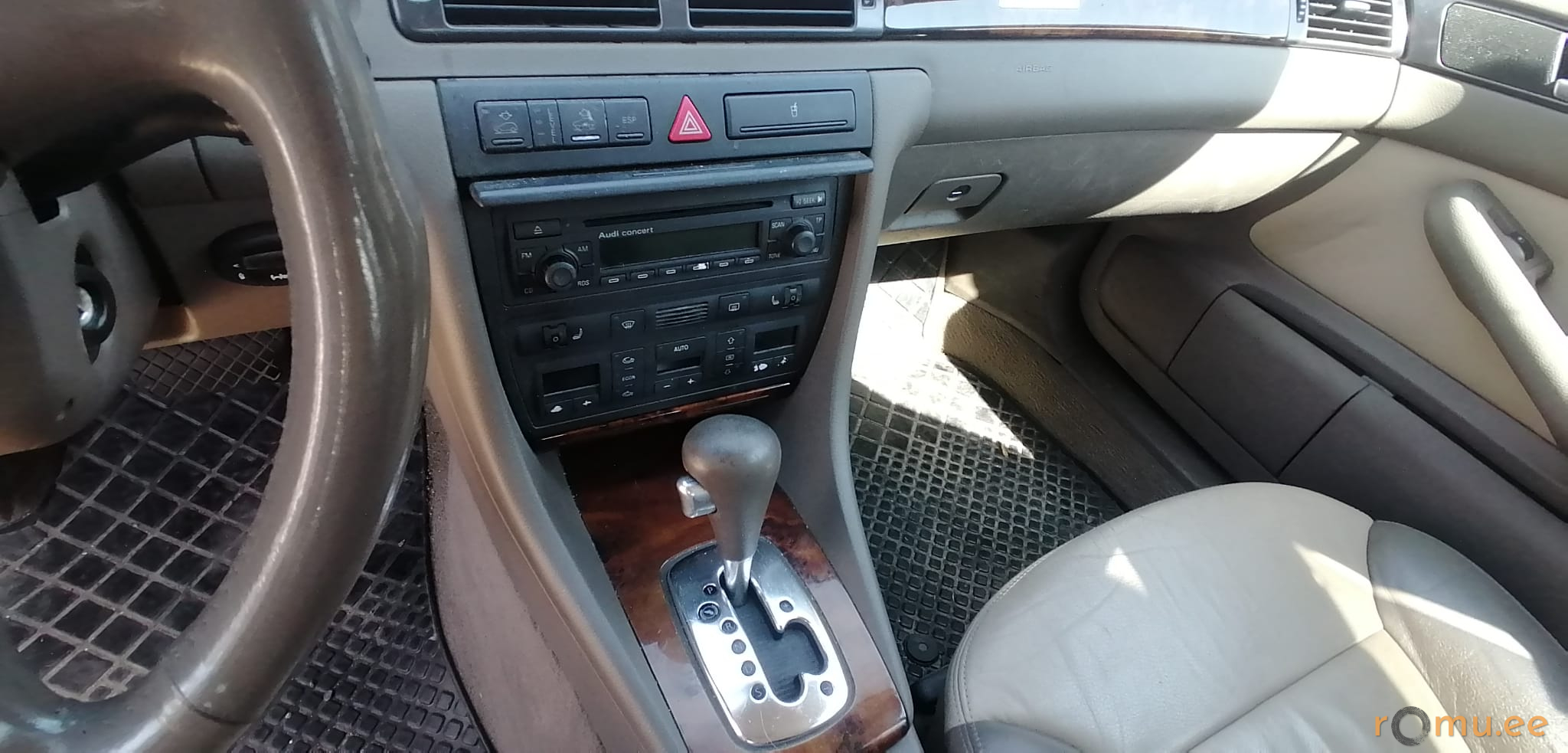 Audi Allroad (2004) - Image 11