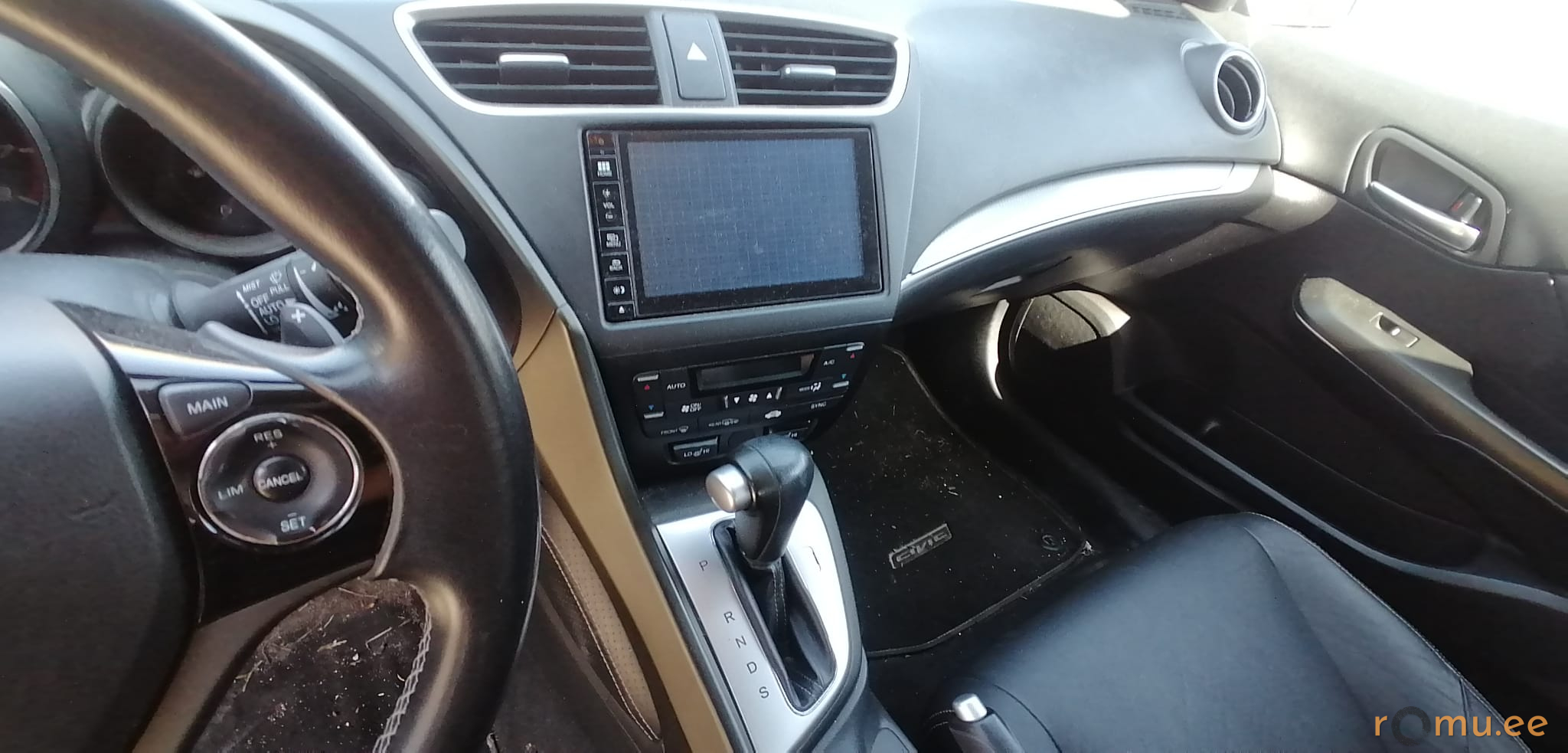 Honda Civic 5DR (2015) — изображение 8