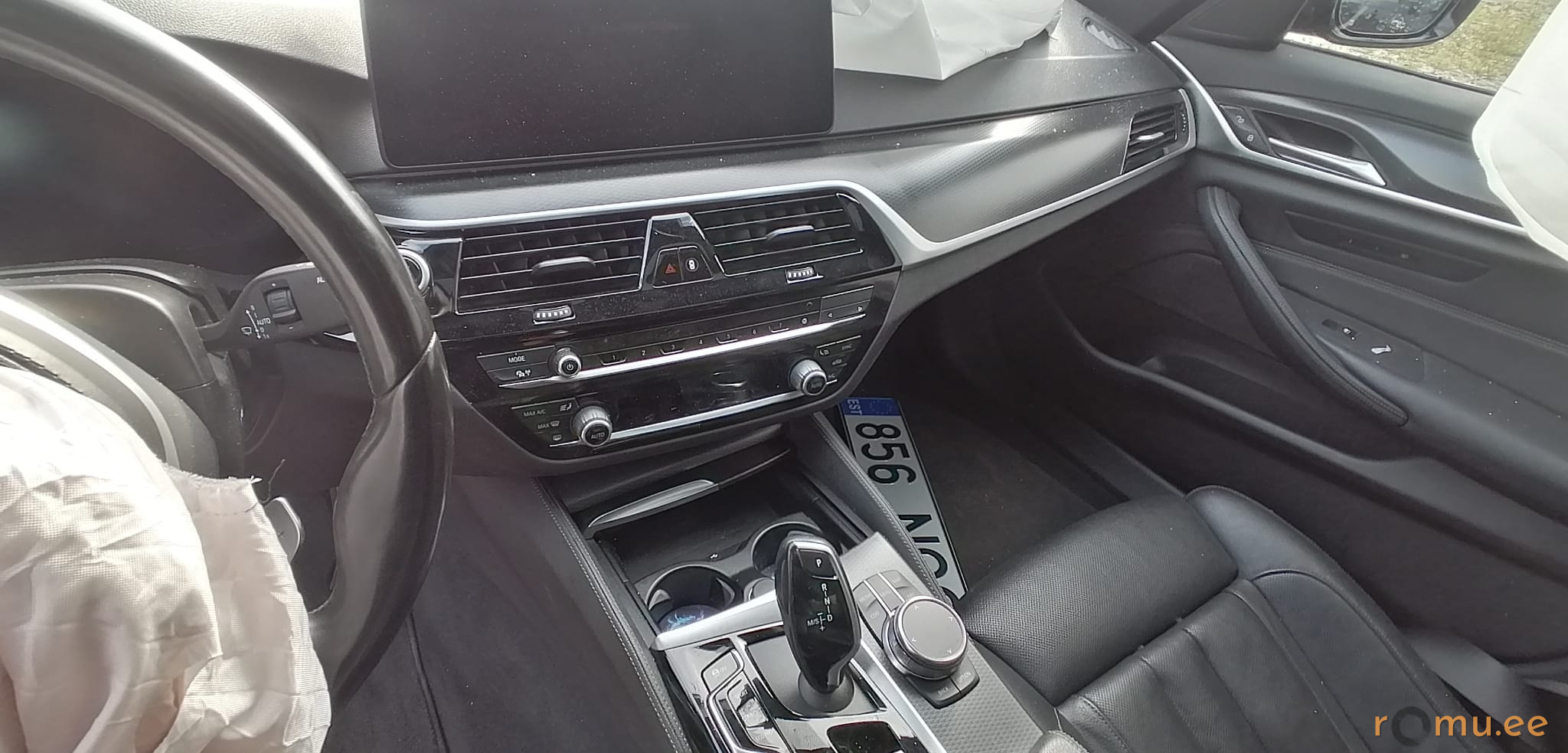 BMW 520d (2023) - Image 10