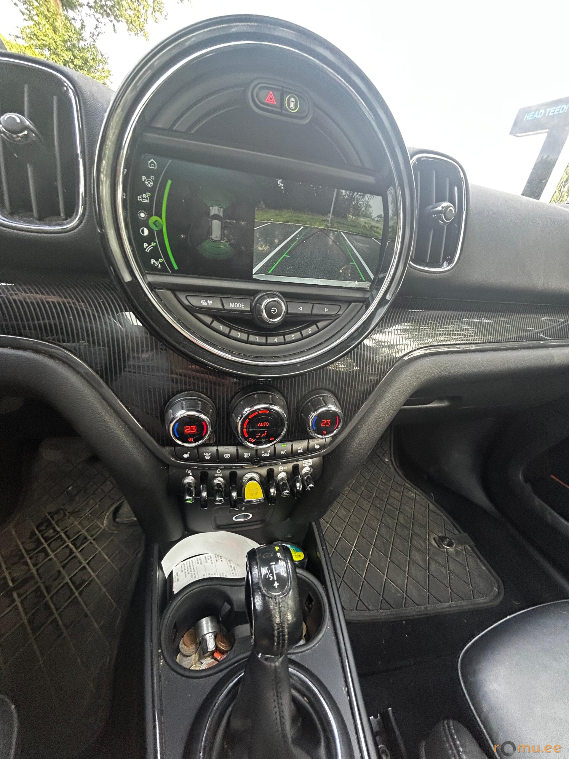 Mini Countryman Cooper SE ALL4 (2018) — изображение 9