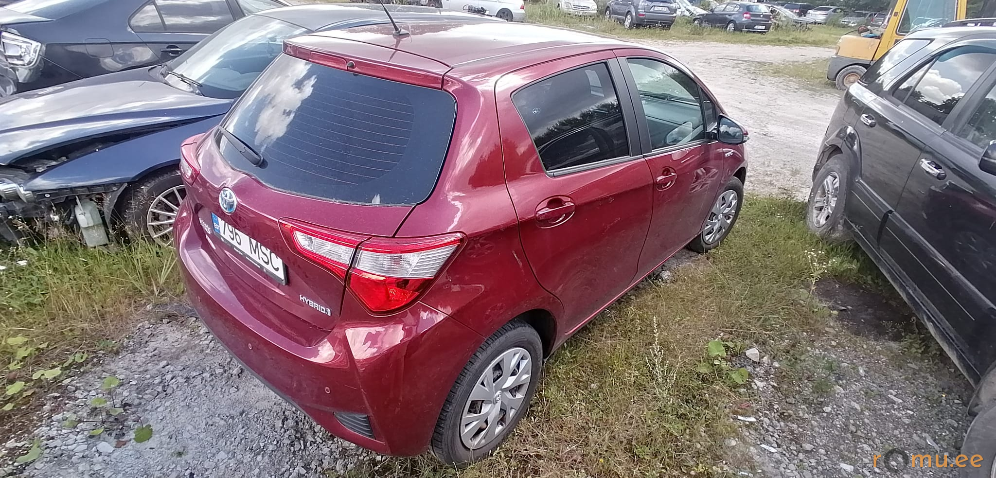 Toyota Yaris Hybrid (2018) — изображение 4