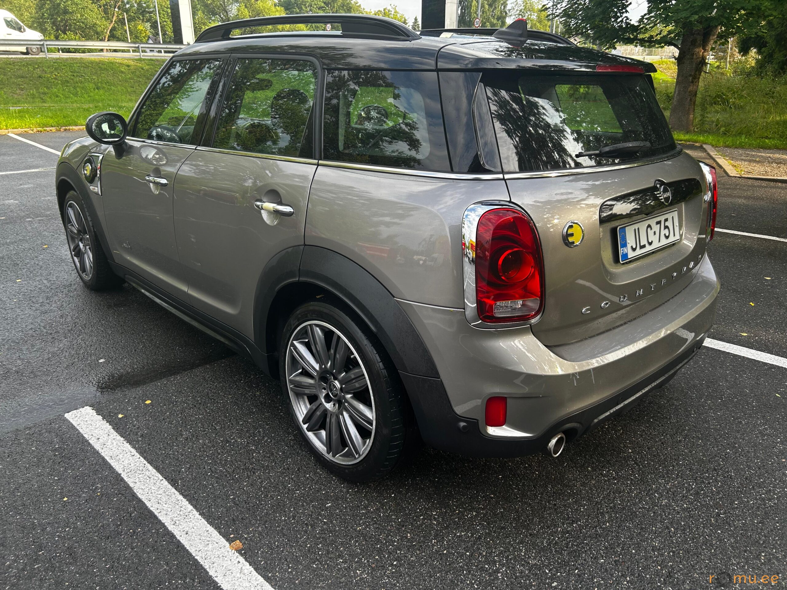 Mini Countryman Cooper SE ALL4 (2018) — изображение 4