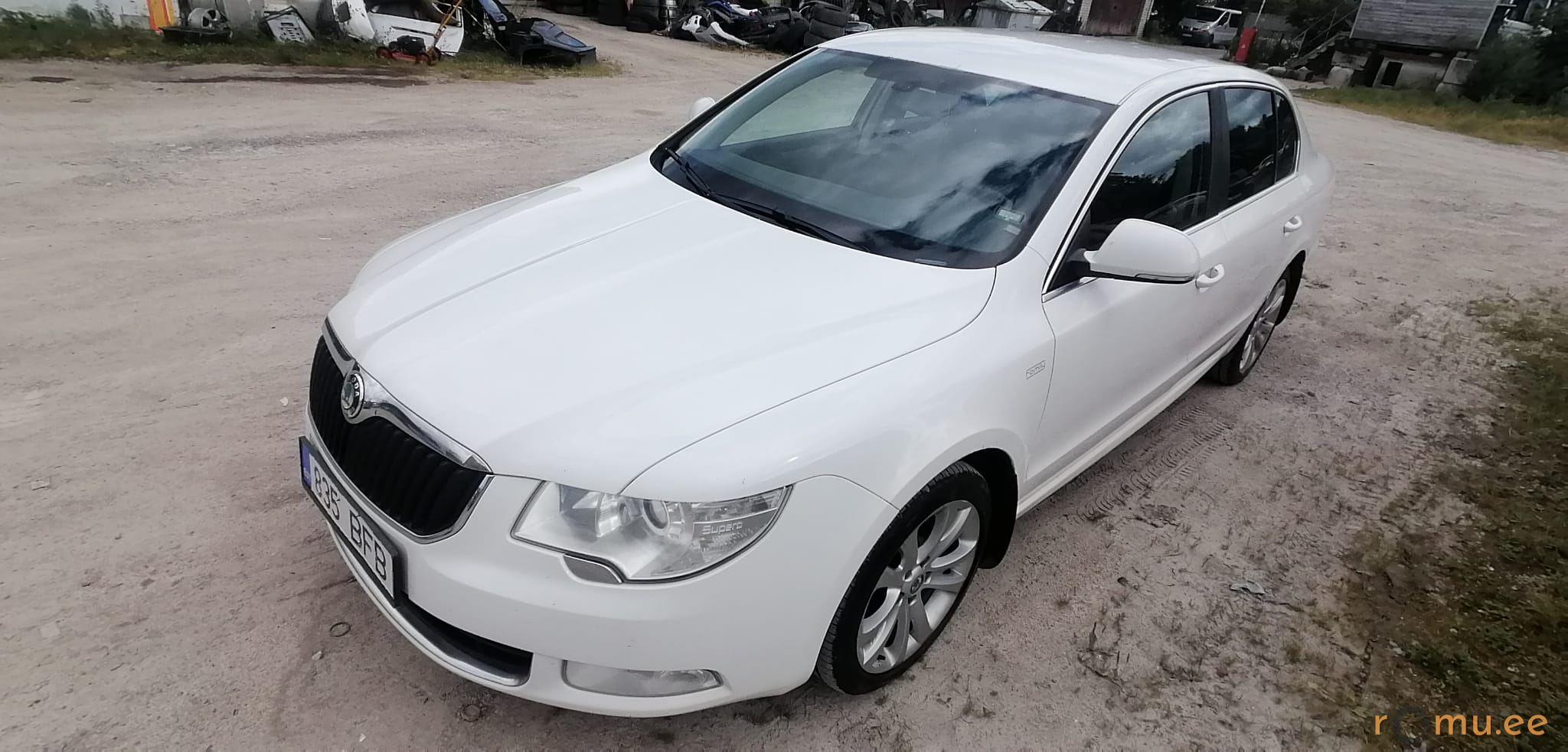 Skoda Superb (2011)
