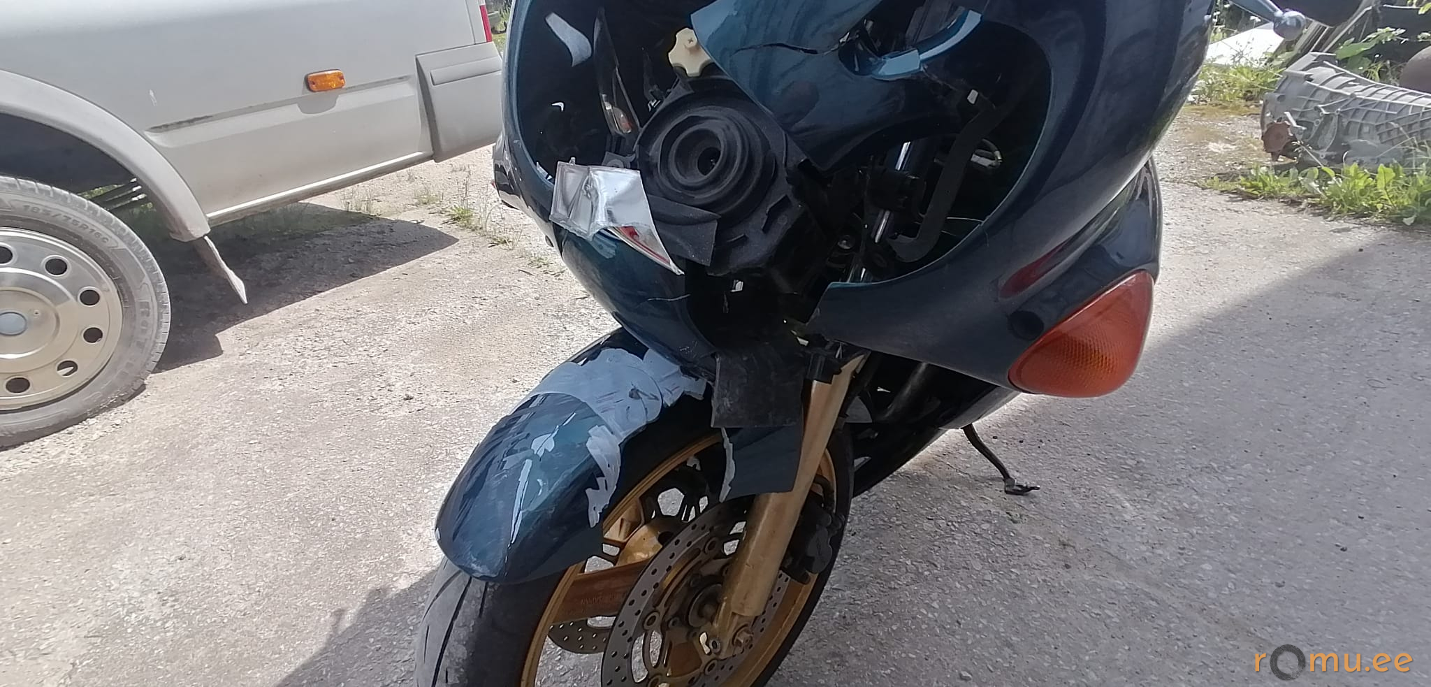 Suzuki GSX 600F (2000) - Image 6