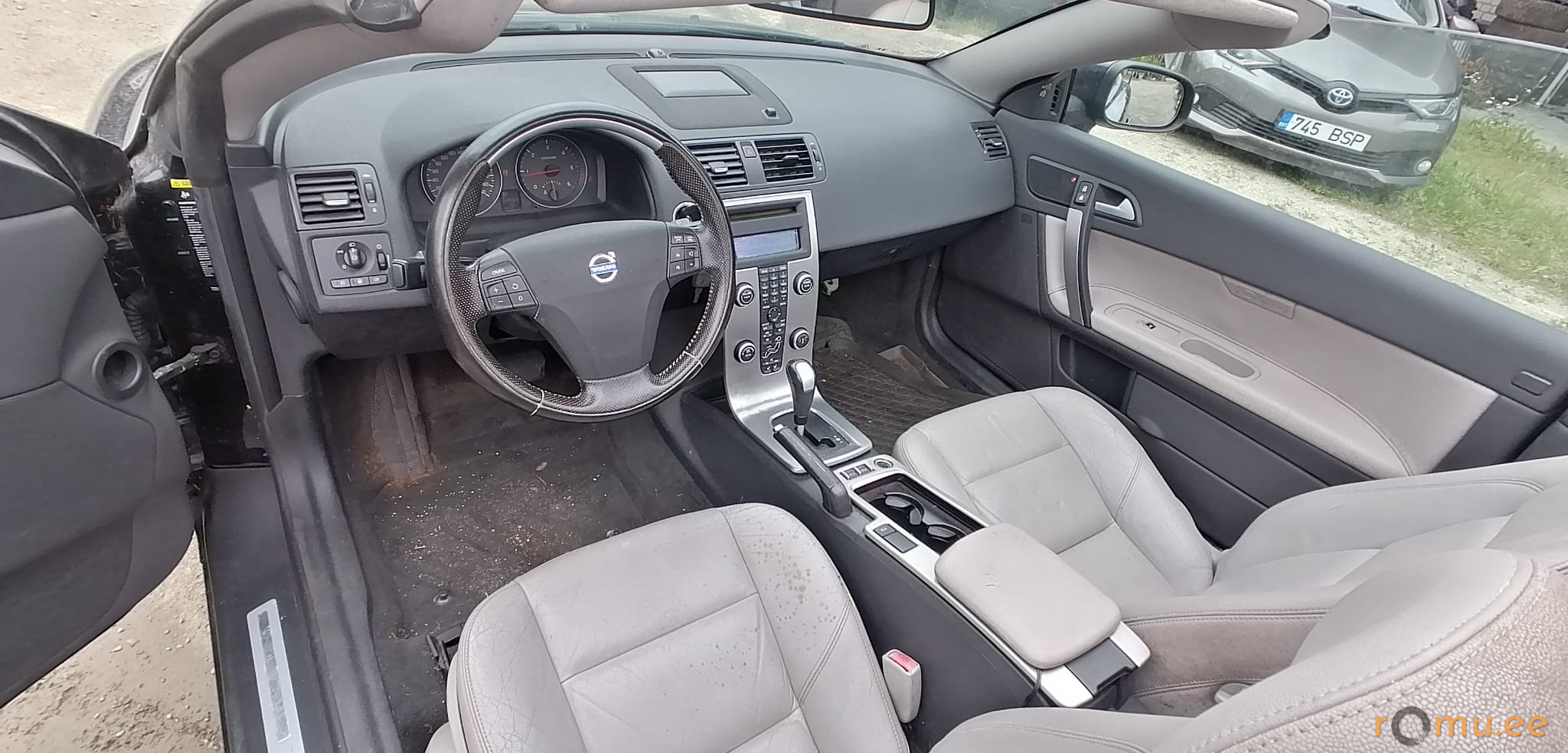 Volvo C70 (2008) - Image 10