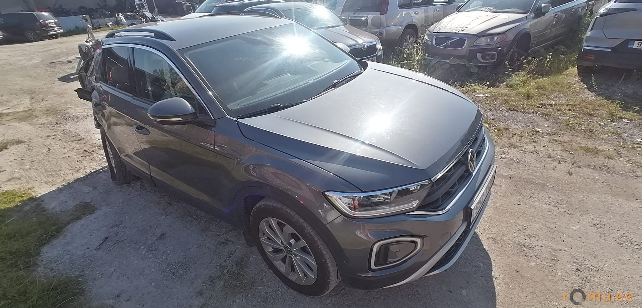 Volkswagen T-Roc (2022) - Image 2