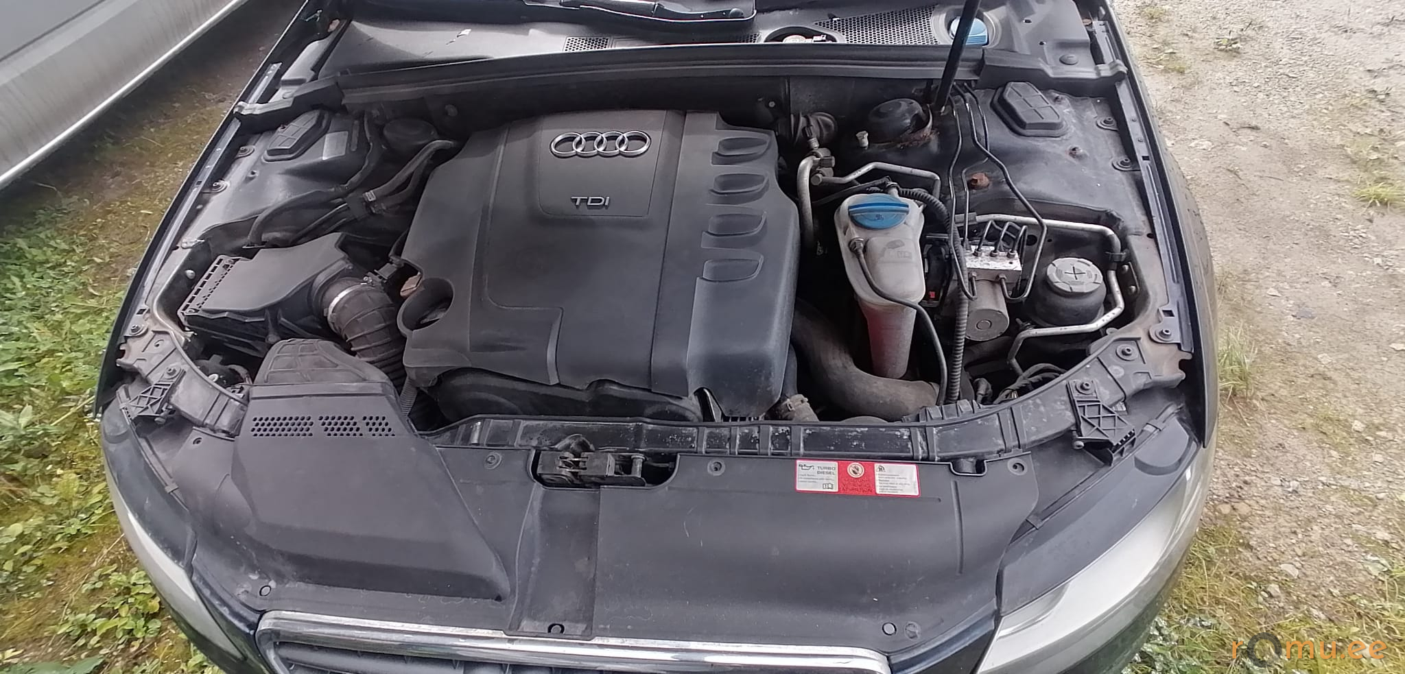 Audi A4 (2009) - Image 7