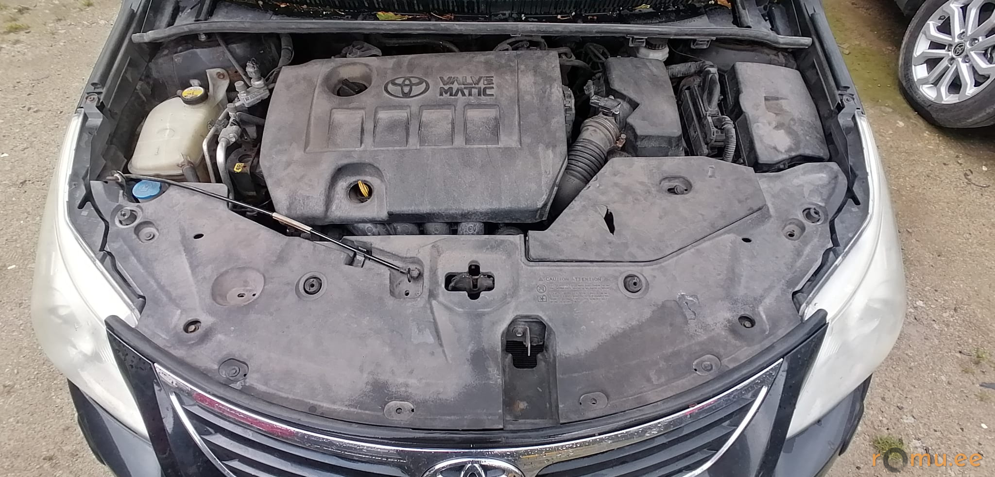 Toyota Avensis (2011) - Image 7