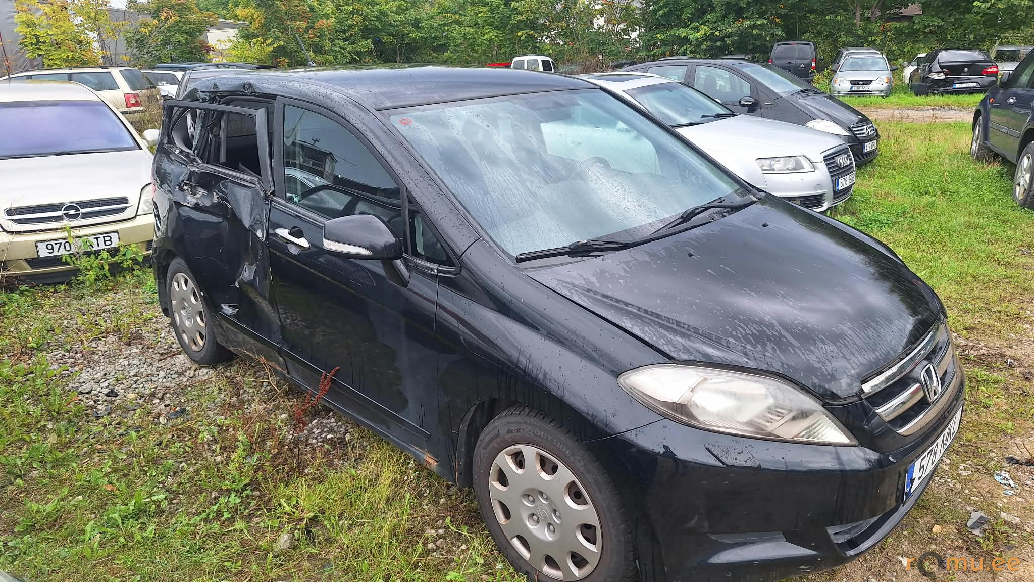Honda FR-V (2007) - Image 2