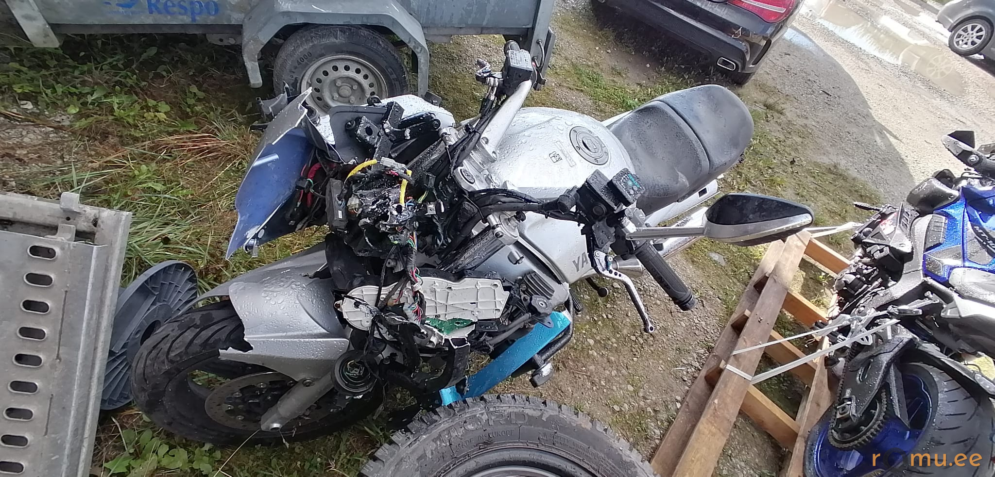 Yamaha FJR 1300 (2002) - Image 6