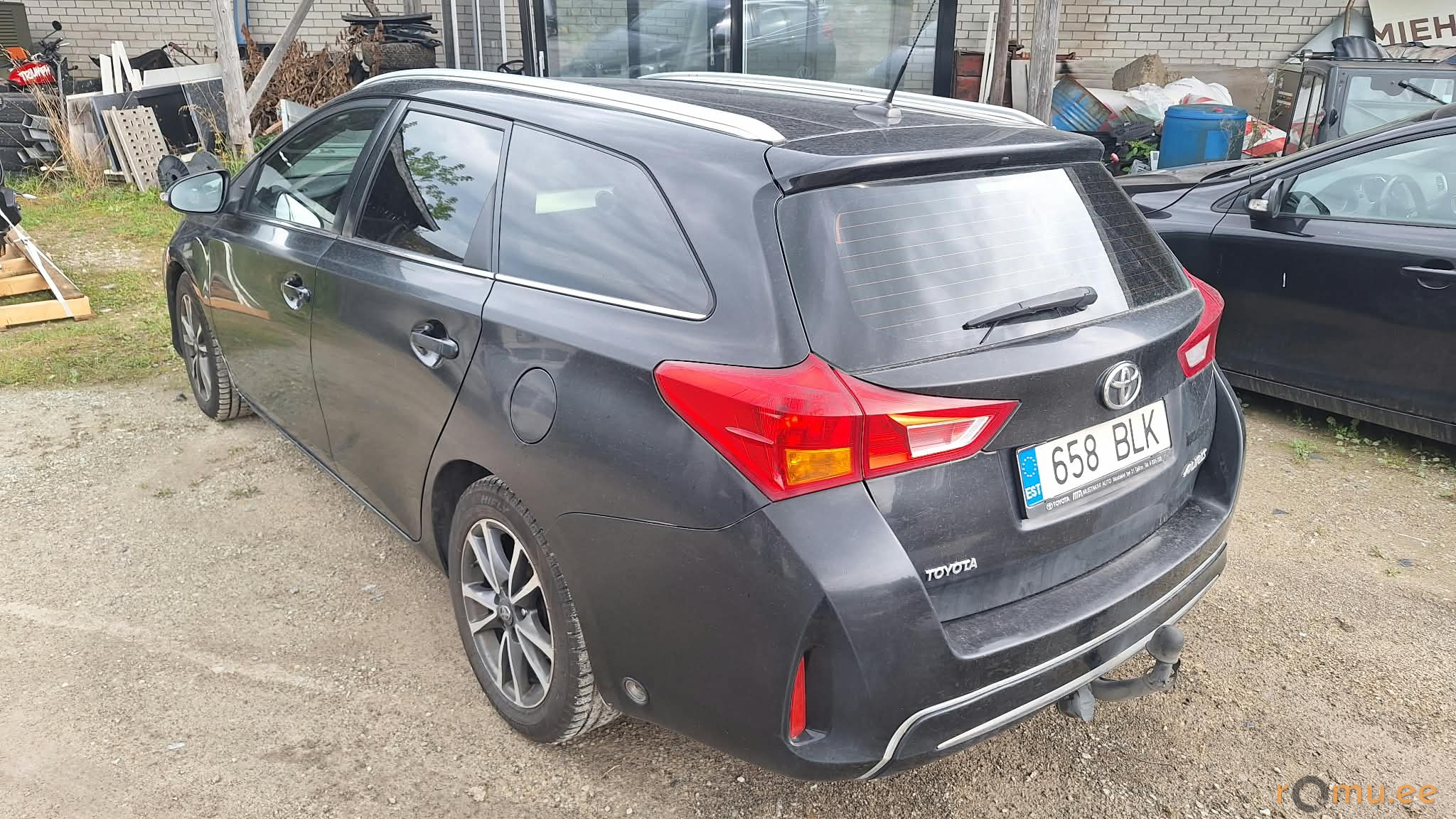 Toyota Auris (2014) — изображение 4