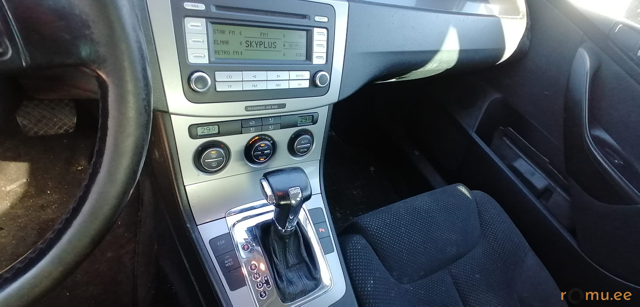 Volkswagen Passat (2006) - Image 9