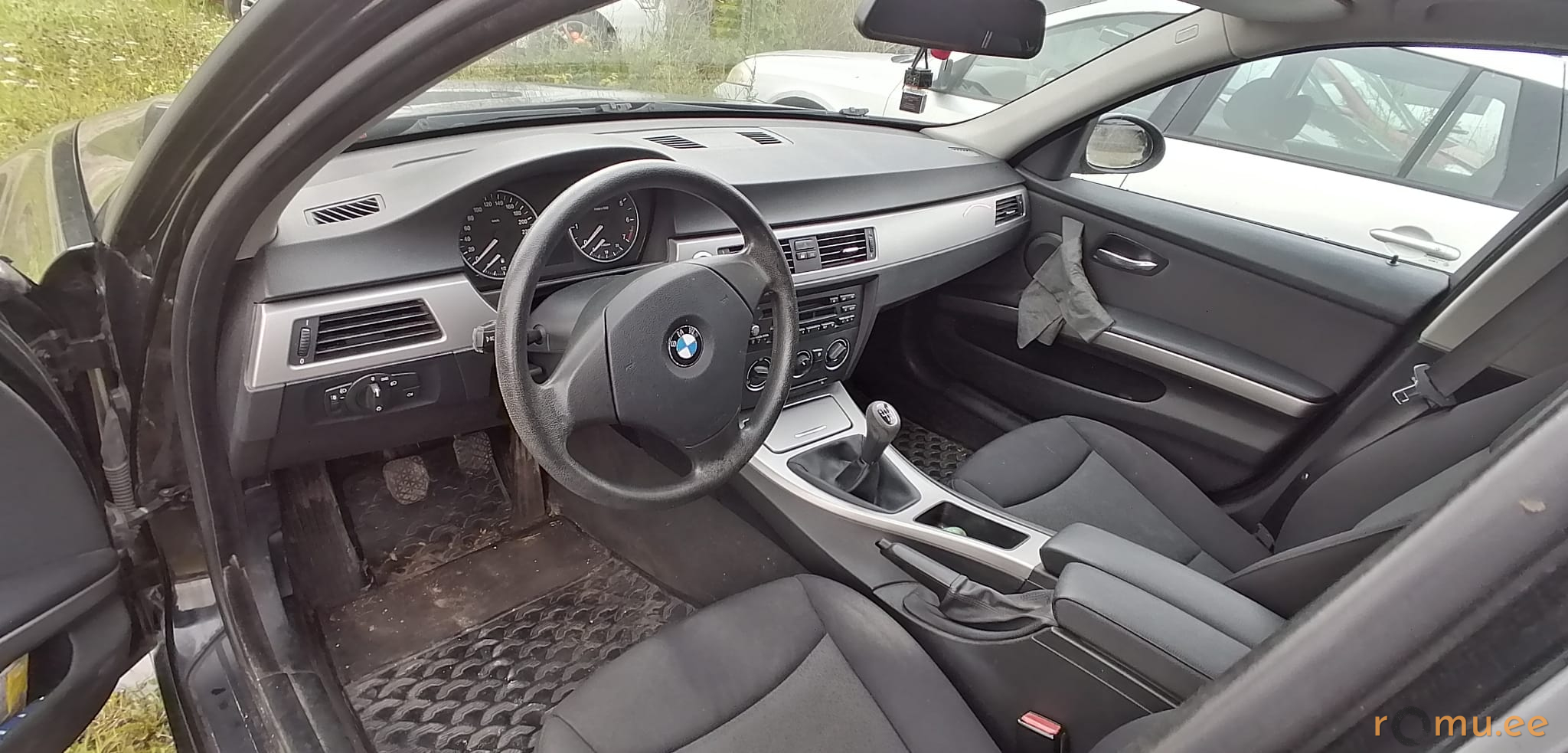 BMW 320i (2007) - Image 7