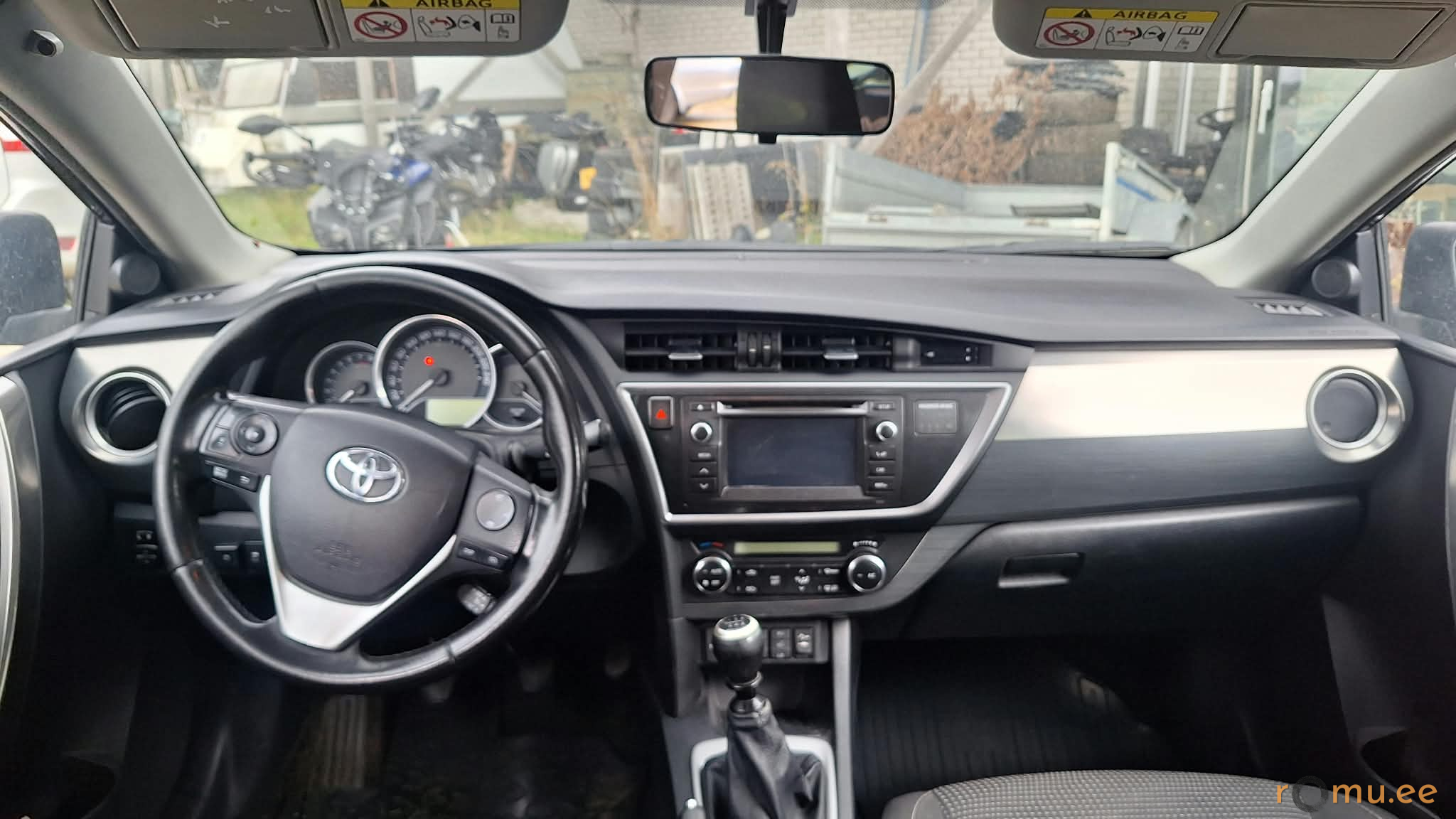 Toyota Auris (2014) — изображение 6