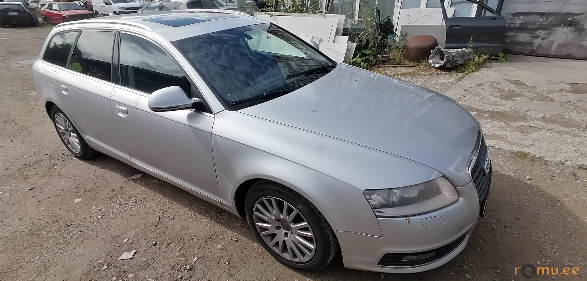 Audi A6 Avant (2010) - Image 2