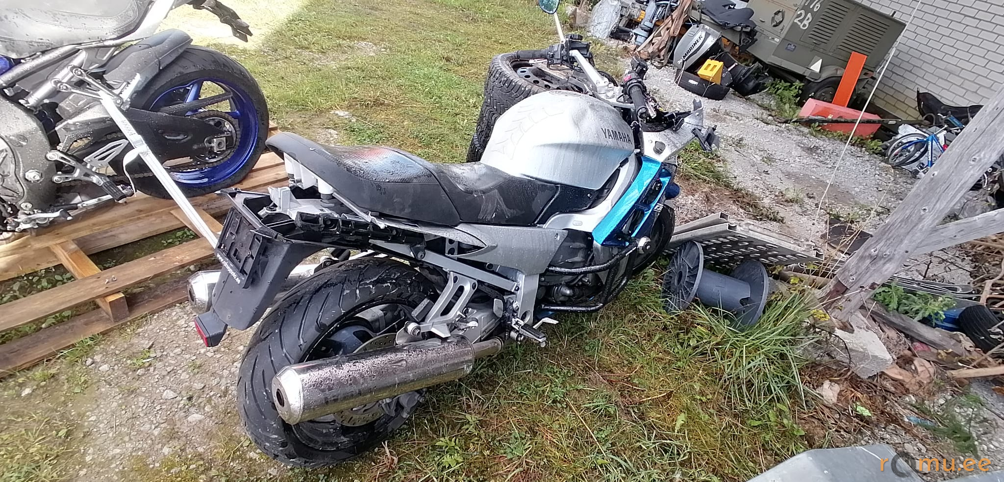 Yamaha FJR 1300 (2002) - Image 3