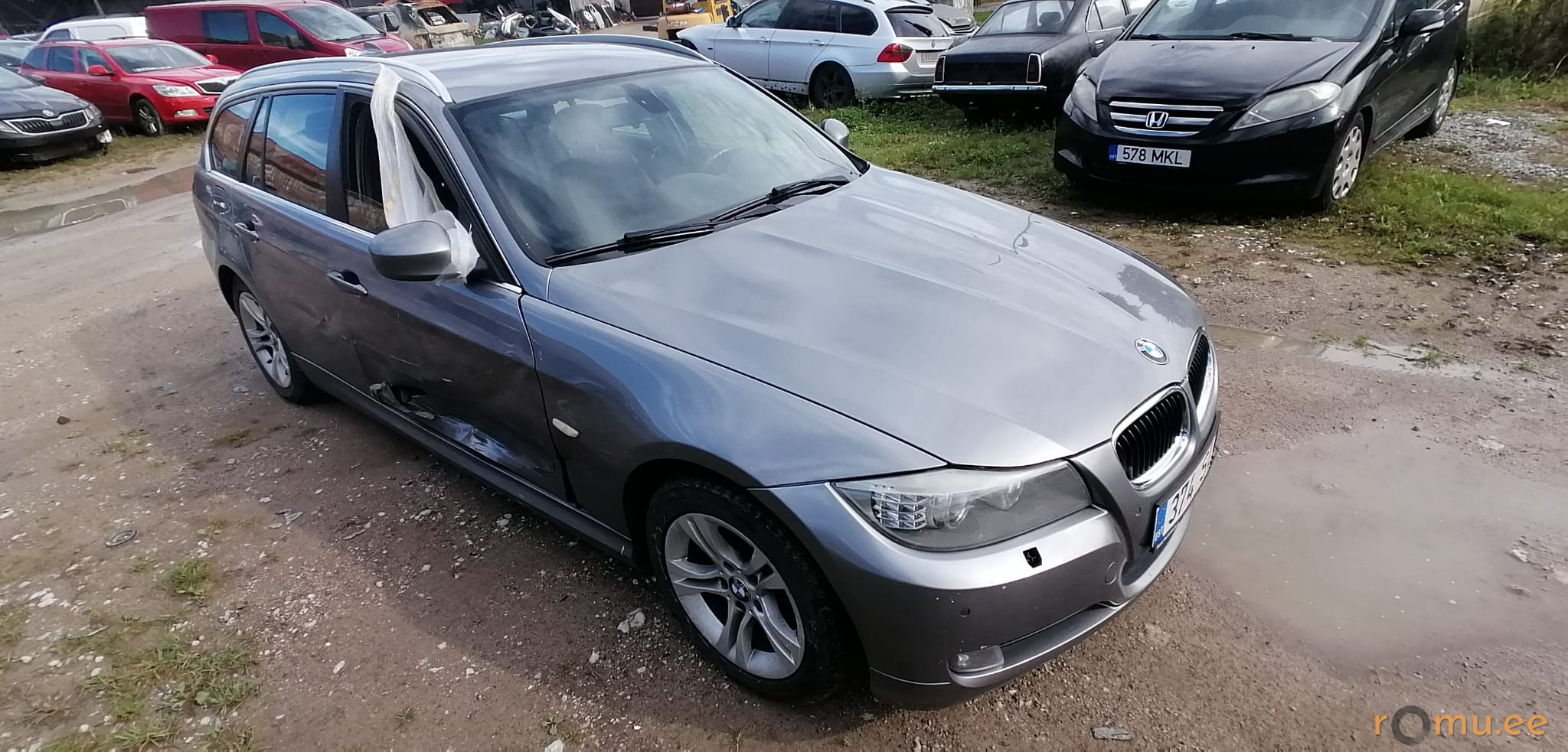 BMW 318d (2011) - Image 2