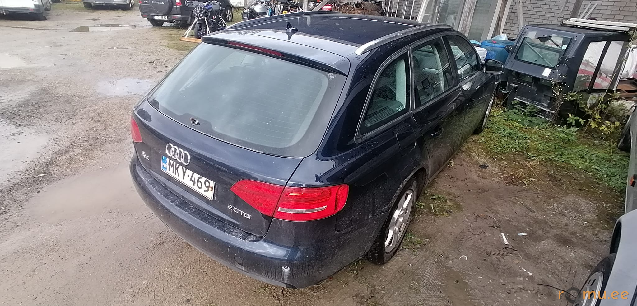 Audi A4 (2009) - Image 3