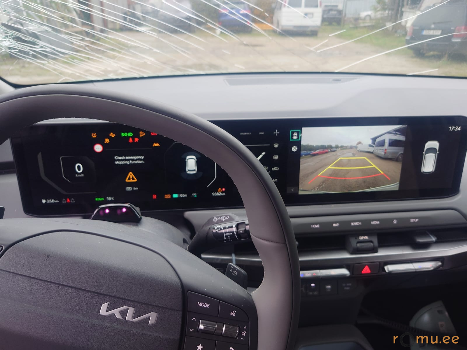 Kia EV3 (2025) - Image 10