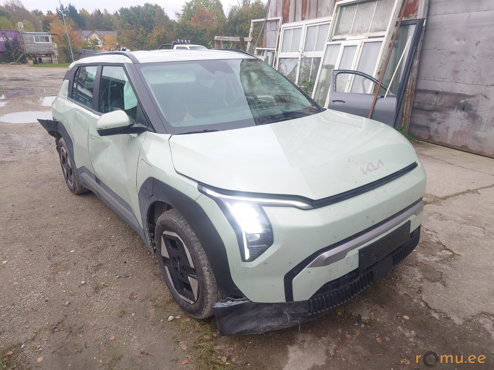 Kia EV3 (2025) - Image 2