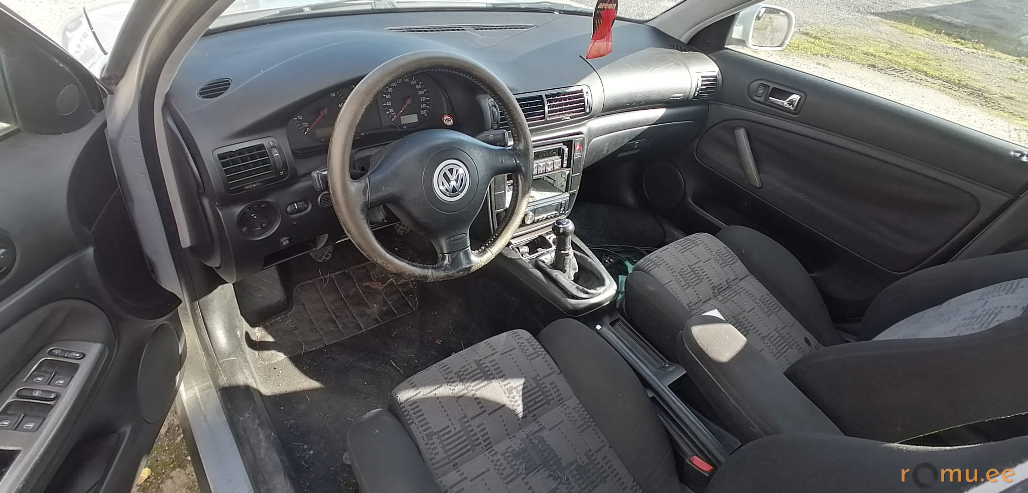 Volkswagen Passat Variant (2000) - Image 7