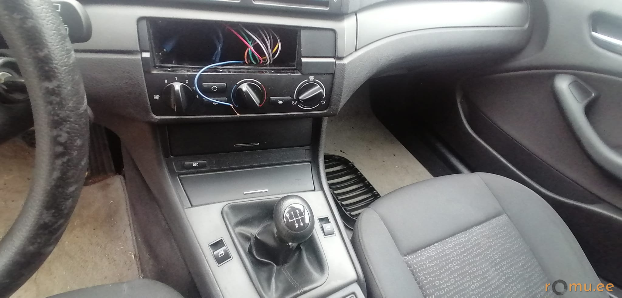 BMW 318d (2003) - Image 7