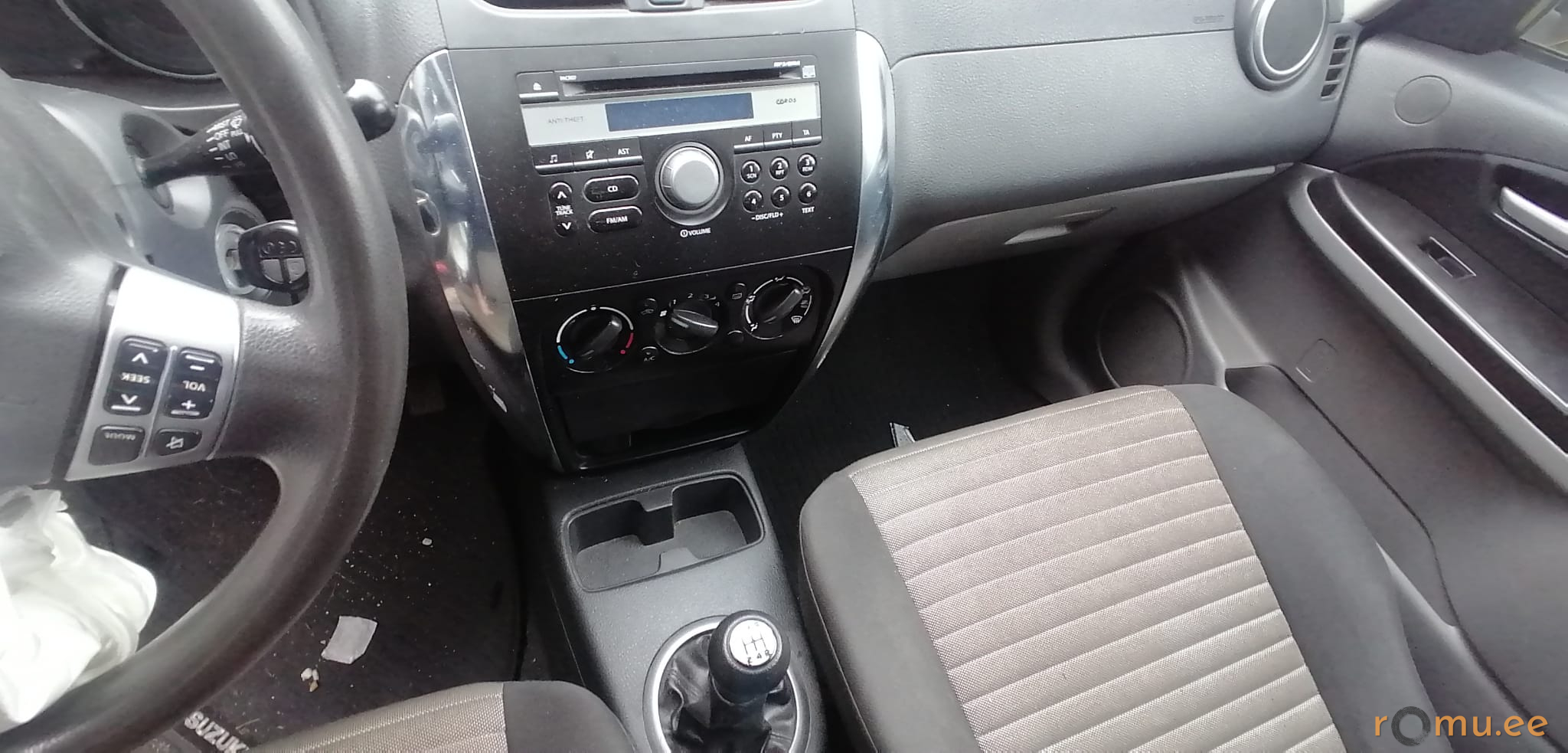 Suzuki SX4 (2011) - Image 8