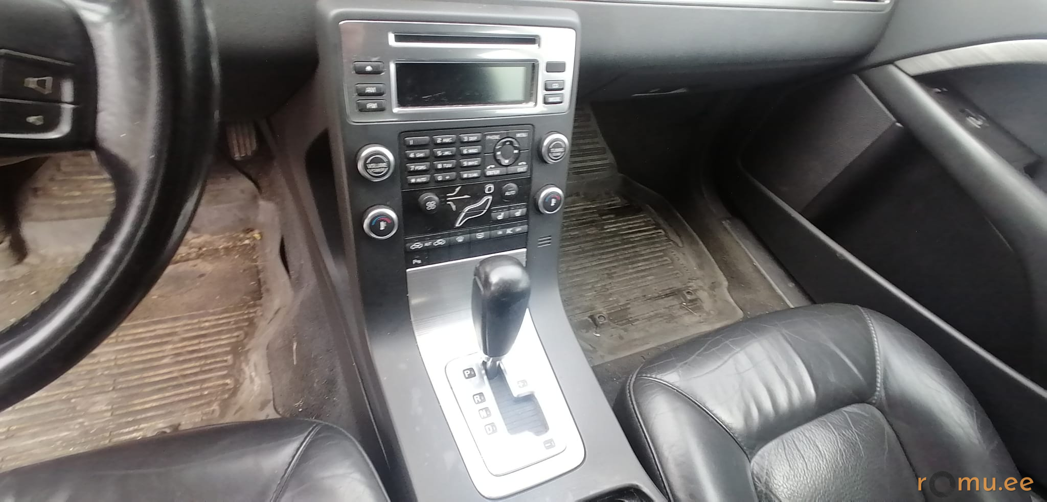 Volvo V70 (2009) - Image 8