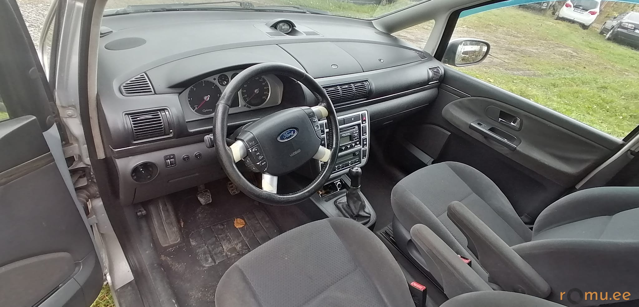 Ford Galaxy (2003) - Image 7