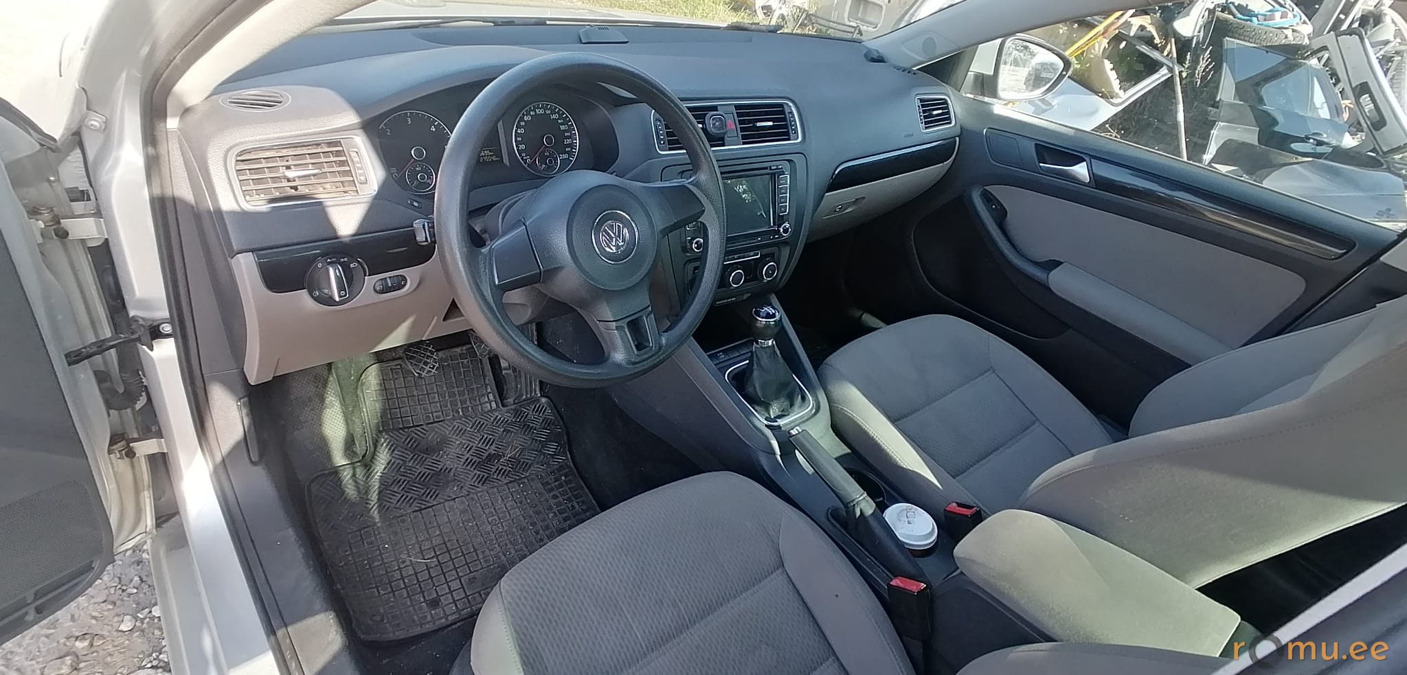 Volkswagen Jetta (2011) - Image 7