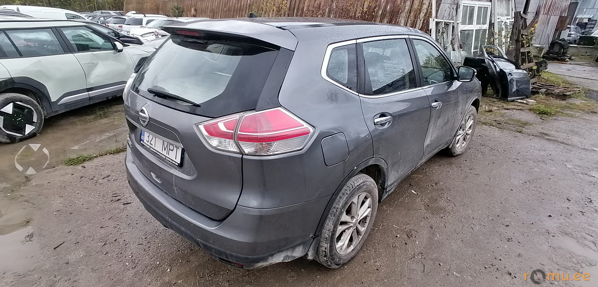 Nissan X-Trail (2016) — изображение 4